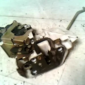 Akció SUZUKI WagonR+ Jobb hátsó ajtó zárszerkezet központi záras bontott alkatrész