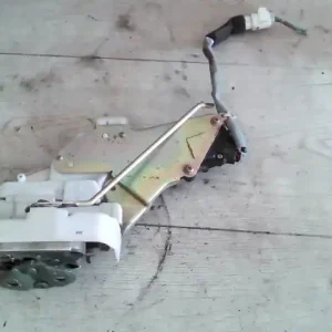 Vedd meg online SUZUKI WagonR+ Jobb hátsó ajtó zárszerkezet központi záras bontott alkatrész