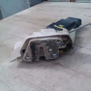 SUZUKI WagonR+ Jobb hátsó ajtó zárszerkezet központi záras 5 ajtós bontott alkatrész Korlátozott ajánlat