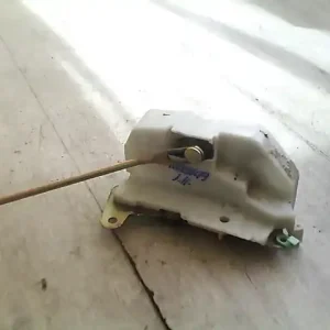 SUZUKI WagonR+ Jobb hátsó ajtó zárszerkezet mechanikus bontott alkatrész Akció