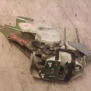 SUZUKI WagonR+ Jobb hátsó ajtó zárszerkezet mechanikus bontott alkatrész Expressz kézbesítés