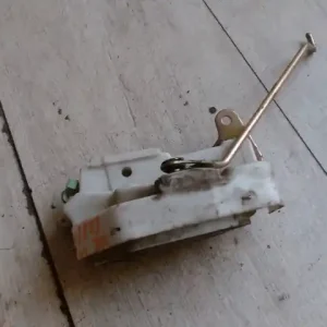 Alacsony ár SUZUKI WagonR+ Jobb hátsó ajtó zárszerkezet mechanikus bontott alkatrész