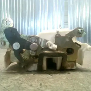 SUZUKI WagonR+ Jobb hátsó ajtó zárszerkezet mechanikus 5 ajtós bontott alkatrész Exkluzív ajánlat