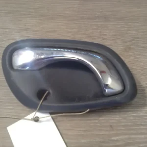 Azonnali szállítás SUZUKI WagonR+ Jobb hátsó belső kilincs bontott alkatrész