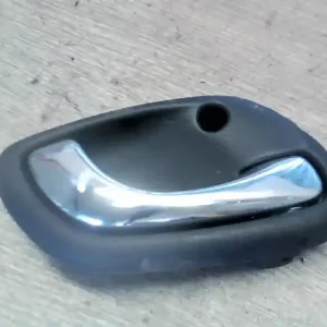 SUZUKI WagonR+ Jobb hátsó belső kilincs bontott alkatrész Azonnal elérhető