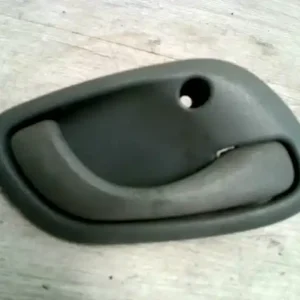 SUZUKI WagonR+ Jobb hátsó belső kilincs bontott alkatrész Ne maradj le