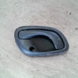 SUZUKI WagonR+ Jobb hátsó belső kilincs bontott alkatrész Biztonságos fizetés