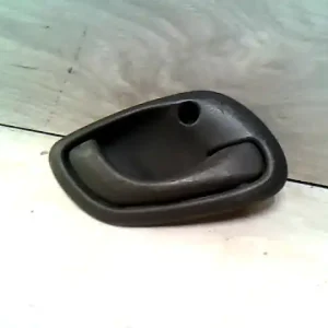 Vedd meg online SUZUKI WagonR+ Jobb hátsó belső kilincs bontott alkatrész