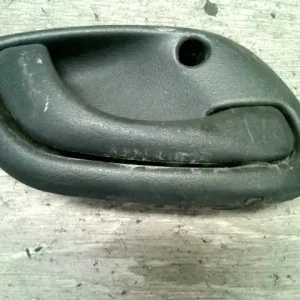 Prémium SUZUKI WagonR+ Jobb hátsó belső kilincs 5 ajtós, ferdehátú bontott alkatrész