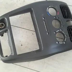 SUZUKI WagonR+ Középkonzol keret bontott alkatrész Alacsony ár