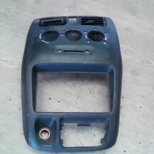 Akció SUZUKI WagonR+ Középkonzol keret bontott alkatrész