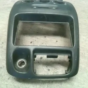 Ingyenes szállítás SUZUKI WagonR+ Középkonzol keret bontott alkatrész