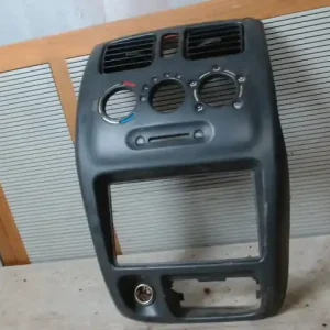 SUZUKI WagonR+ Középkonzol keret bontott alkatrész Akciós ár