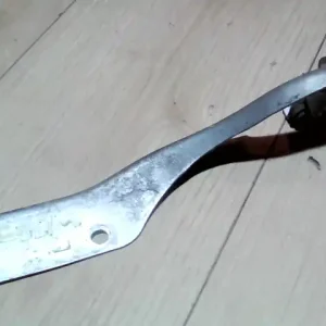 SUZUKI WagonR+ Motorháztető bal zsanér bontott alkatrész Korlátozott ajánlat