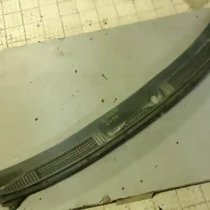 Újdonság SUZUKI WagonR+ Levélrács bontott alkatrész