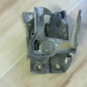 Exkluzív ajánlat SUZUKI WagonR+ Motorháztető zár bontott alkatrész