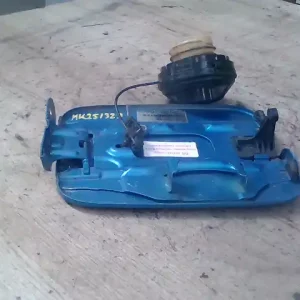 SUZUKI WagonR+ Tankajtó bontott alkatrész Outlet