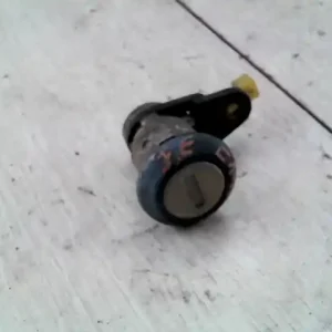 Ajánlat TATA INDICA Jobb első ajtó dugózár bontott alkatrész