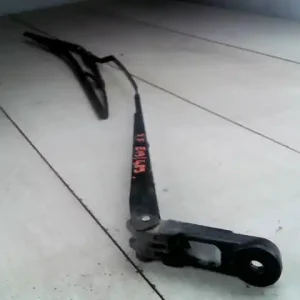 TATA INDICA Ablaktörlő kar jobb első bontott alkatrész Biztonságos fizetés