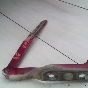 Azonnal elérhető TATA INDICA Motorháztető bal zsanér bontott alkatrész