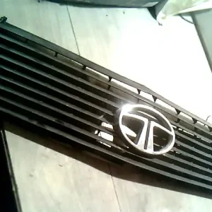 TATA TELCOLINE Hűtőrács díszrács bontott alkatrész Gyors kiszállítás