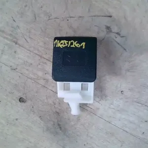 Árcsökkenés TOYOTA Auris 2007.03.01-2010.02.28 Motorháztető nyitó kar bontott alkatrész