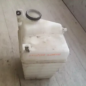 Kedvezményes ár TOYOTA AVENSIS 01-03 Ablakmosó tartály bontott alkatrész