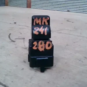 Újdonság TOYOTA CARINA E 92.04-97.07 Ablakemelő kapcsoló pozíció független bontott alkatrész