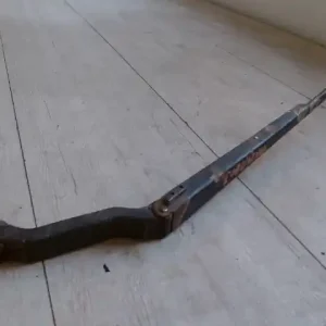 Vedd meg online TOYOTA CARINA E 92.04-97.07 Ablaktörlő kar jobb első bontott alkatrész