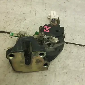 Bestseller TOYOTA CARINA E 92.04-97.07 Bal hátsó ajtó zárszerkezet központi záras központizárasbontott alkatrész