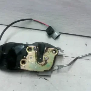 TOYOTA CARINA E 92.04-97.07 Jobb első ajtó zárszerkezet központizáras központizárasbontott alkatrész Árcsökkenés