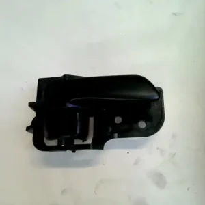 Exkluzív ajánlat TOYOTA CARINA E 92.04-97.07 Jobb első belső kilincs bontott alkatrész