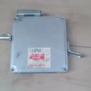 Árengedmény TOYOTA CARINA E 92.04-97.07 Motorvezérlő egység ecu pcm modul 2.0i bontott alkatrész
