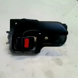 Vásárlói kedvenc TOYOTA CARINA E 92.04-97.07 Jobb hátsó belső kilincs bontott alkatrész