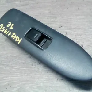 TOYOTA COROLLA Jobb első ablakemelő kapcsoló bontott alkatrész Kihagyhatatlan ajánlat