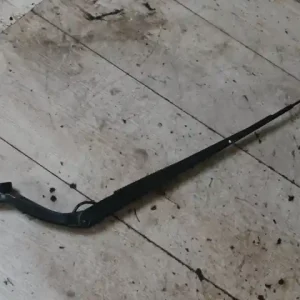 Exkluzív ajánlat TOYOTA Corolla (E120) 2002.01.01-2004.05.31 Ablaktörlő kar bal első 4 ajtós bontott alkatrész