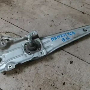 Biztonságos vásárlás TOYOTA Corolla (E120) 2002.01.01-2004.05.31 Bal hátsó ablakemelő szerkezet mechanikus 4 ajtós bontott alkatrész