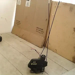 TOYOTA Corolla (E120) 2002.01.01-2004.05.31 Jobb hátsó ajtó zárszerkezet központi záras bontott alkatrész Ajánlat