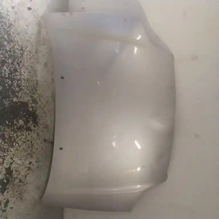 TOYOTA Corolla (E120) 2002.01.01-2004.05.31 Motorháztetőlépcsőshátú kivitel bontott alkatrész Kihagyhatatlan ajánlat