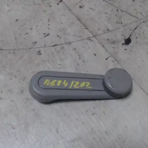 TOYOTA COROLLA 97.05-99.09 Ablak tekerő kar bontott alkatrész Gyors kiszállítás