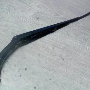 Expressz kézbesítés TOYOTA COROLLA 97.05-99.09 Ablaktörlő kar bal első bontott alkatrész