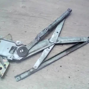 TOYOTA COROLLA 97.05-99.09 Bal első ablakemelő szerkezet mechanikus 3 ajtós bontott alkatrész Vedd meg online