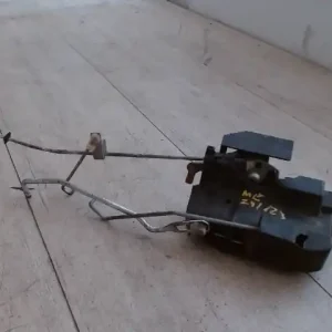 TOYOTA COROLLA 97.05-99.09 Jobb első ajtó zárszerkezet mechanikus 5 ajtós bontott alkatrész Biztonságos fizetés