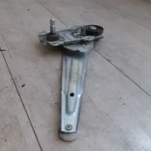 Gyors szállítás TOYOTA COROLLA 97.05-99.09 Jobb hátsó ablakemelő szerkezet mechanikus 4 ajtós bontott alkatrész