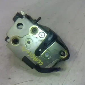 Kedvezmény TOYOTA COROLLA 97.05-99.09 Jobb hátsó ajtó zárszerkezet mechanikus 4 ajtósbontott alkatrész