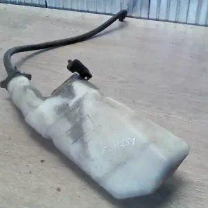 TOYOTA COROLLA 97.05-99.09 Kiegyenlítő tartály 1.3i bontott alkatrész Kiárusítás