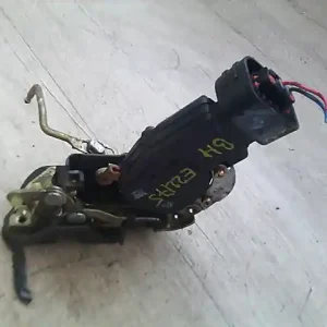 Utolsó esély TOYOTA COROLLA 99.10-02.01 Bal hátsó ajtó zárszerkezet központi záras bontott alkatrész