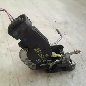 TOYOTA COROLLA 99.10-02.01 Jobb hátsó ajtó zárszerkezet központi záras bontott alkatrész Vedd meg most