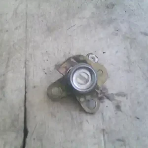 Expressz szállítás TOYOTA COROLLA 99.10-02.01 Jobb első ajtó dugózár bontott alkatrész