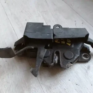 TOYOTA COROLLA 99.10-02.01 Motorháztető zár bontott alkatrész Vásárlói kedvenc